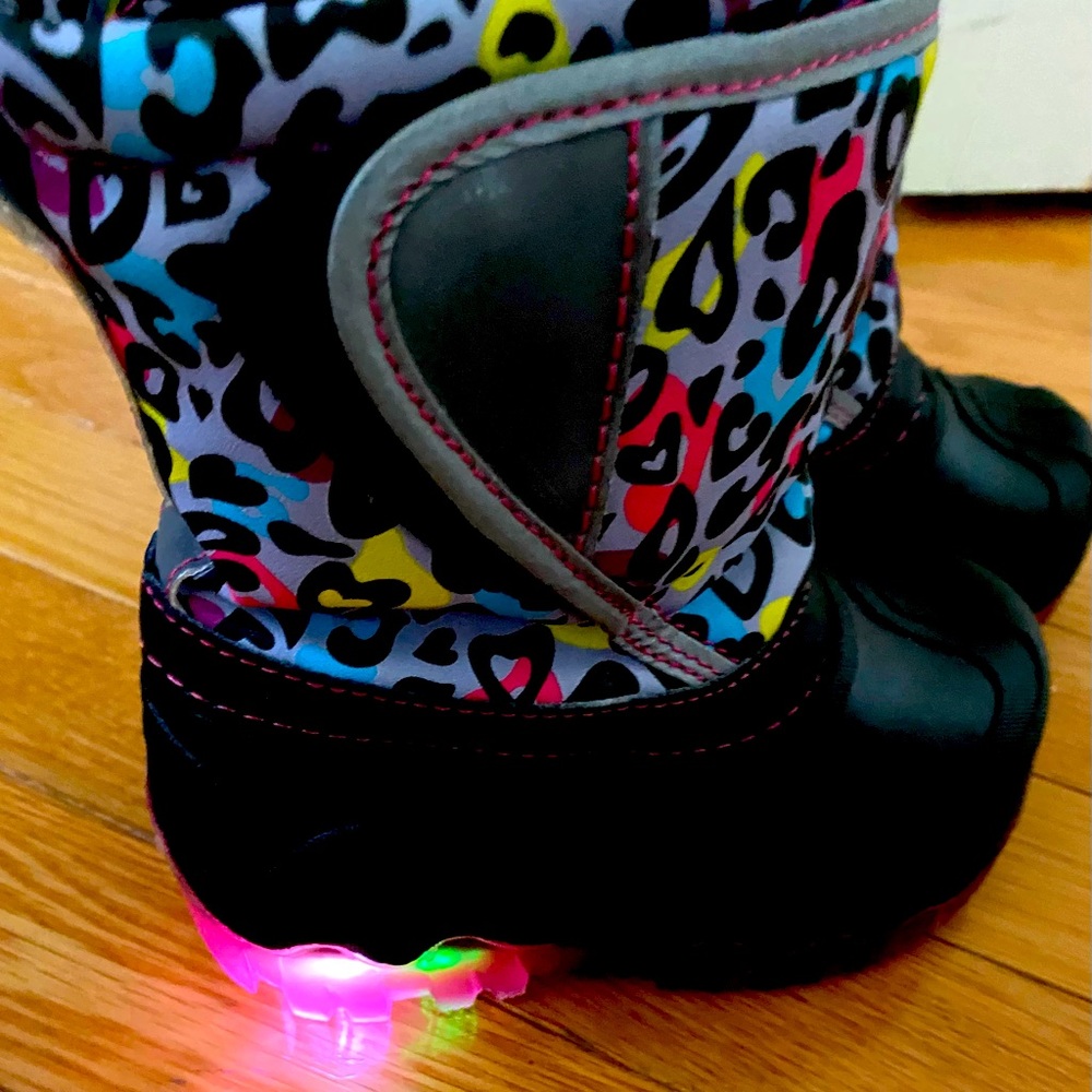 Toddler Snow Boots size 7/8